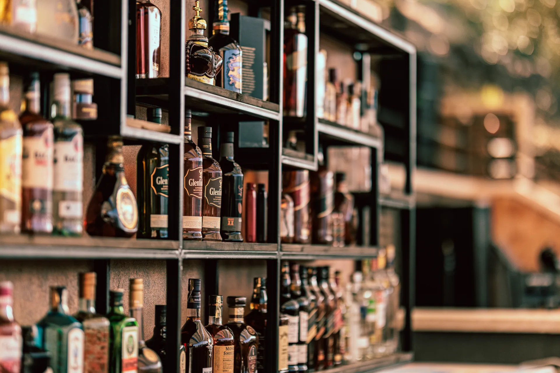 Tequila Lounge & Bar - Social Media